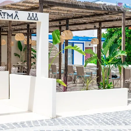 Atma & מלון 3*